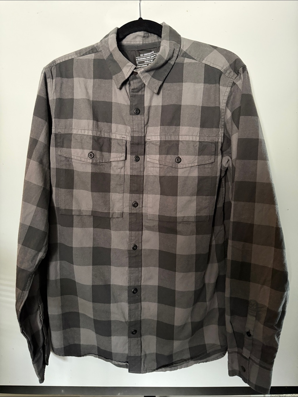 REI Gray Plaid Long-Sleeve Button-Down Shirt